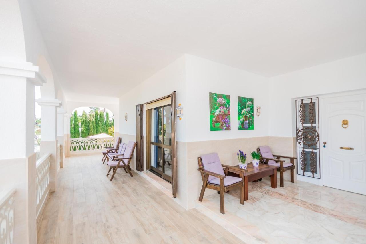 Cubo'S Villa Esmeralda Альхаурин-эль-Гранде Экстерьер фото